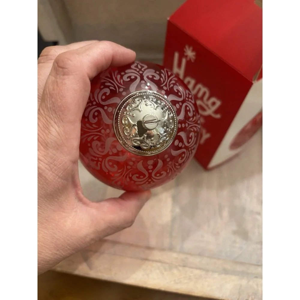 HALLMARK 2013 CHRISTMAS COMMEMORATIVE GLASS SERIES BULB ORNAMENT Euc